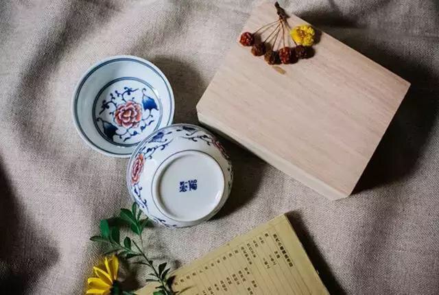 1543199260881672.jpg