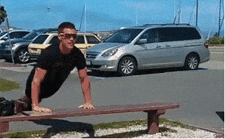 1549876022901820.gif