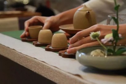 心靜下來，茶里，總有滋味