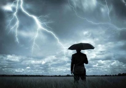  風(fēng)雨人生，自己撐傘！