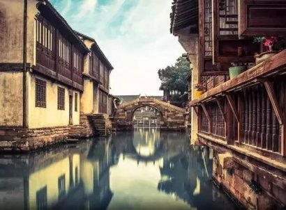 倒影水鄉(xiāng)美
